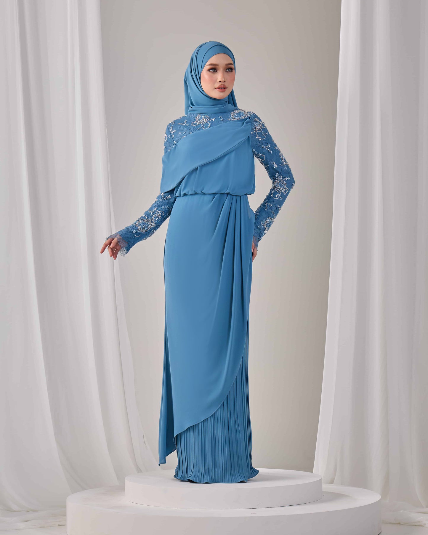 EMERY DRESS (DIAMOND BLUE)