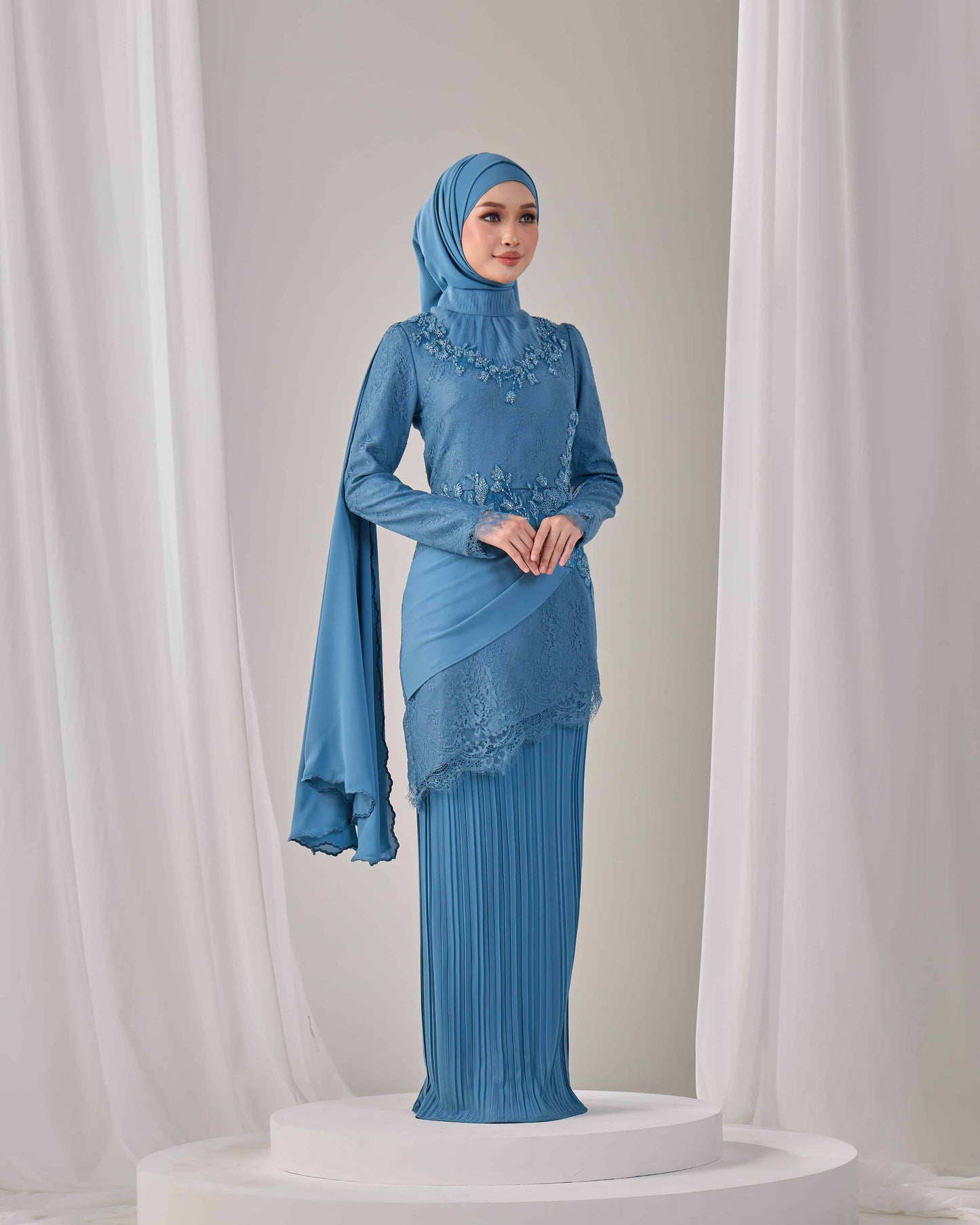 AYSEL KURUNG (DIAMOND BLUE)