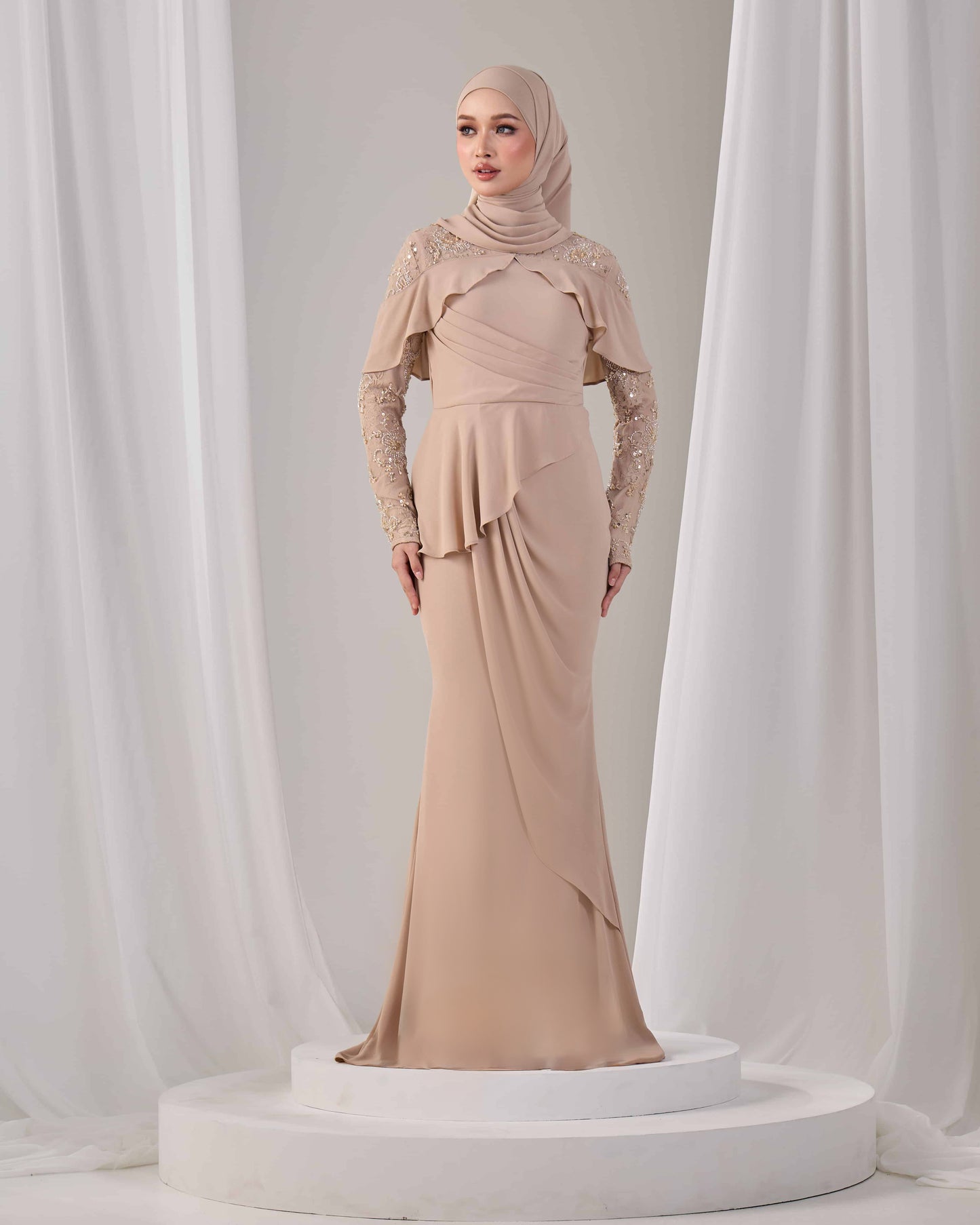 MIREA DRESS (LATTE)
