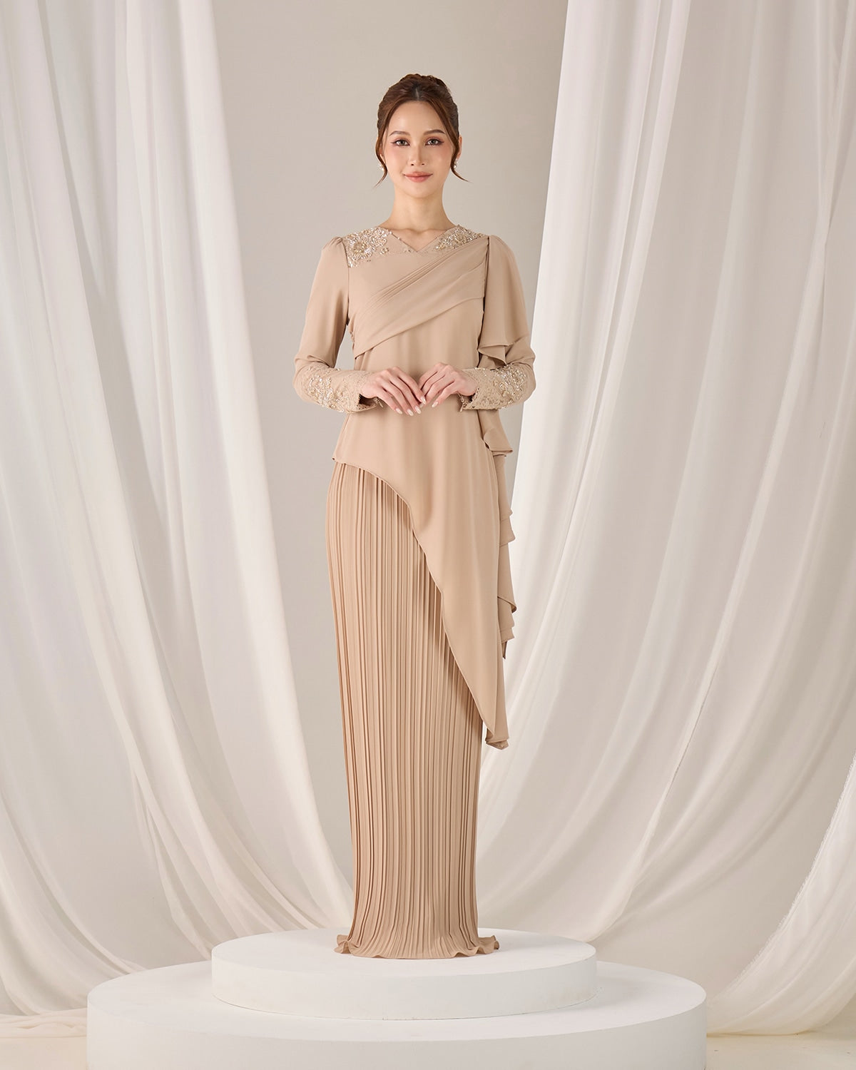 ADALINE DRESS (LATTE)