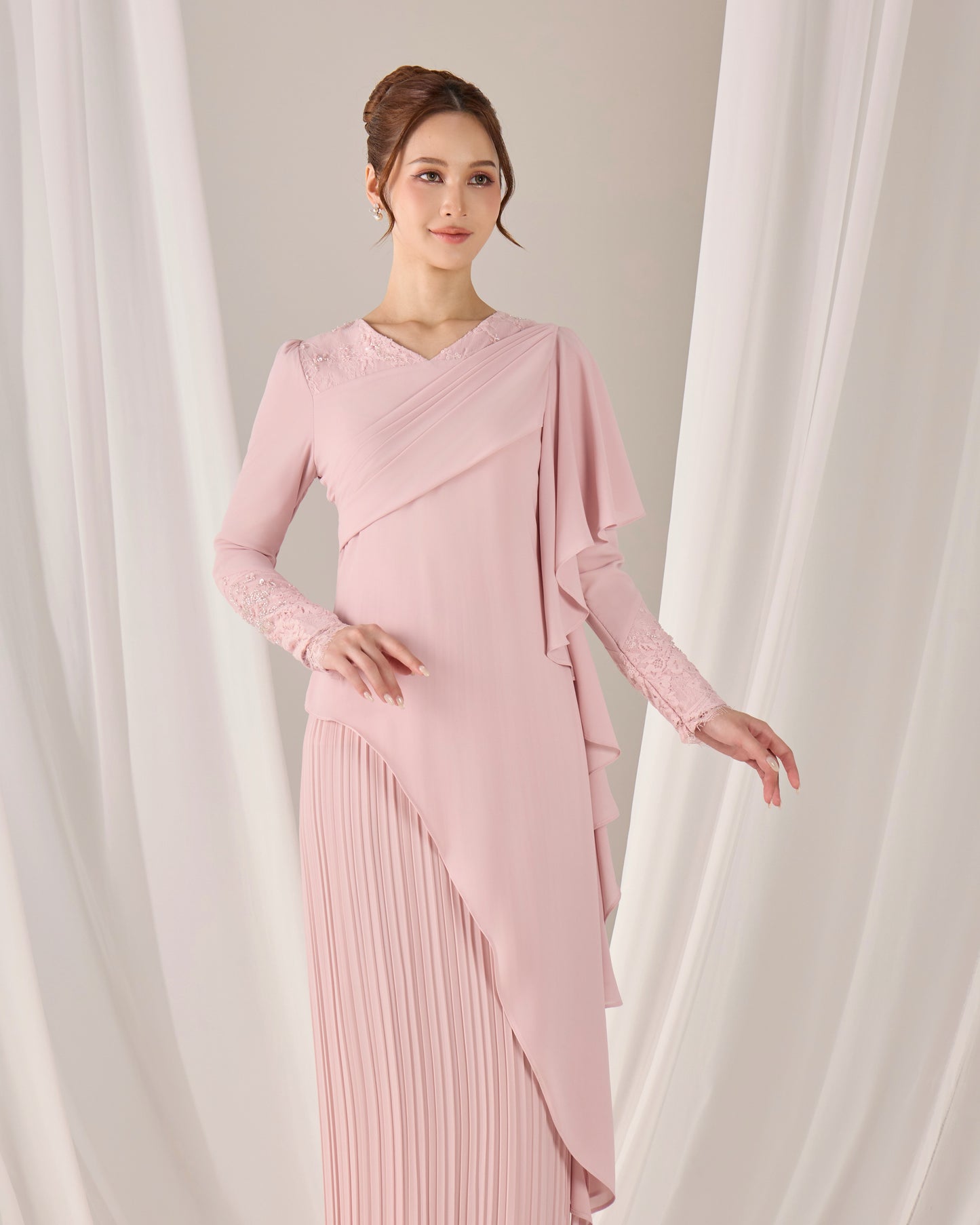 ADALINE DRESS (PINK)