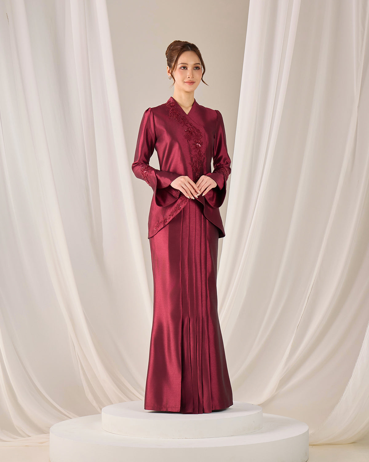 KALILA KURUNG (BURGUNDY)