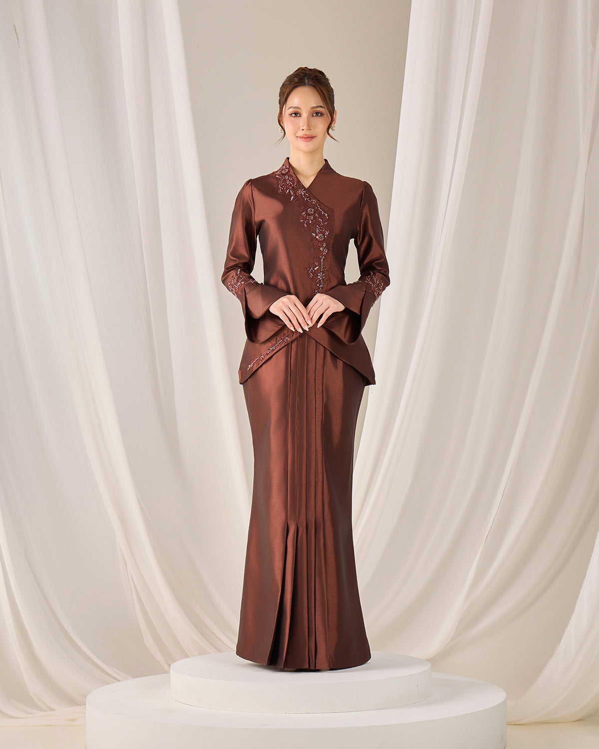 KALILA KURUNG (RICH BROWN)