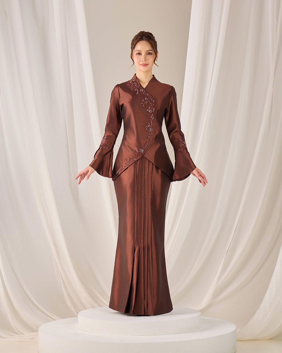 KALILA KURUNG (RICH BROWN)