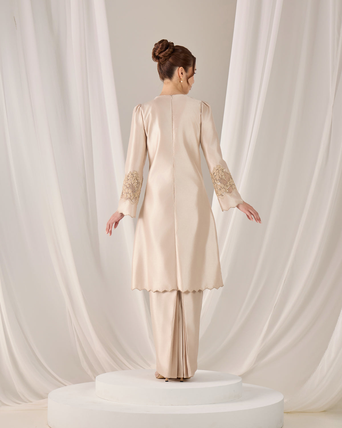 MINOR DEFECT SERAYA KURUNG (CHAMPAGNE)