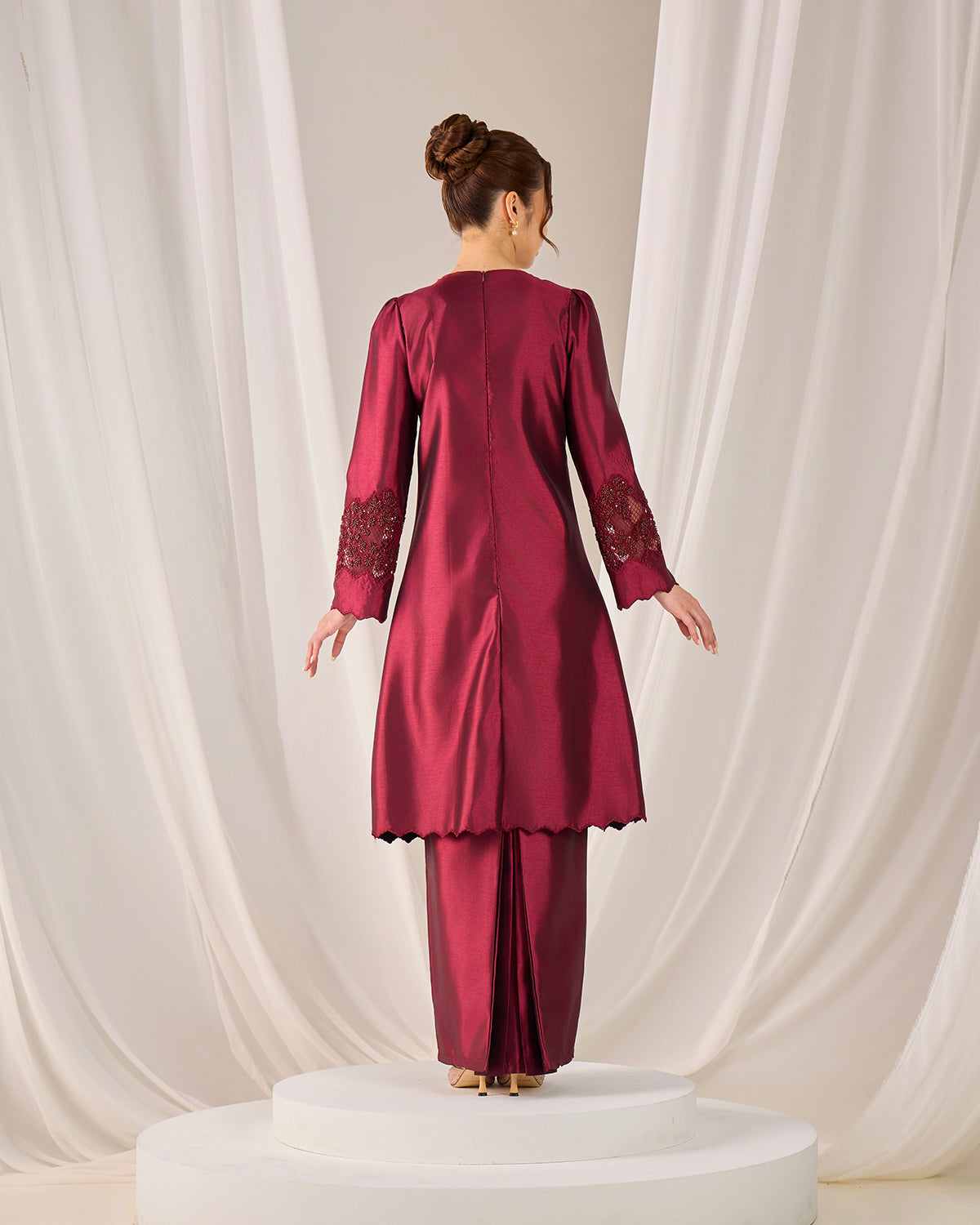 SERAYA KURUNG (BURGUNDY)