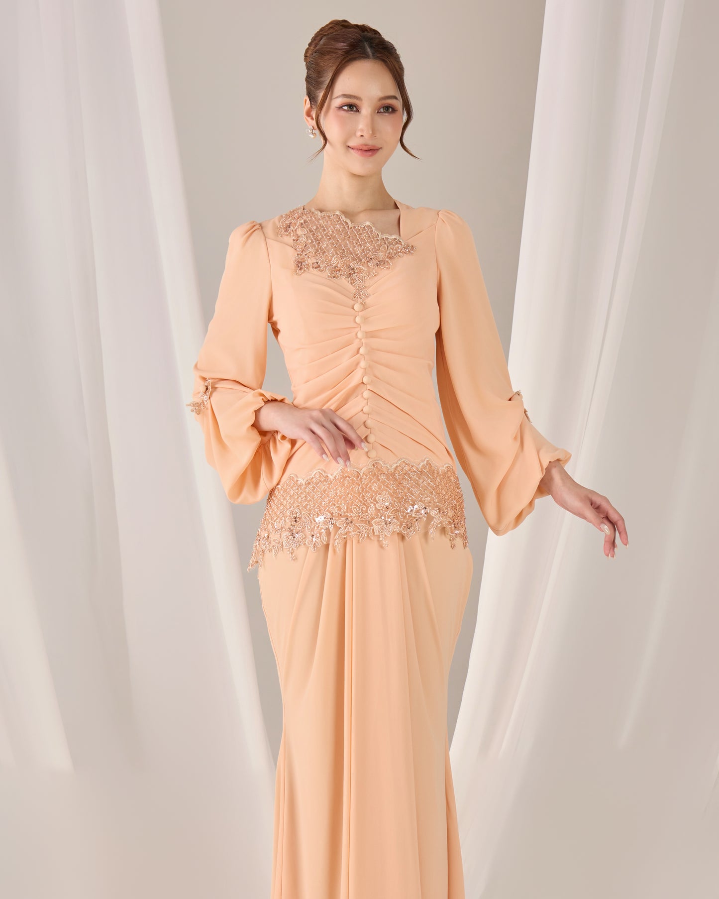 IZZEL KURUNG (PEACH)