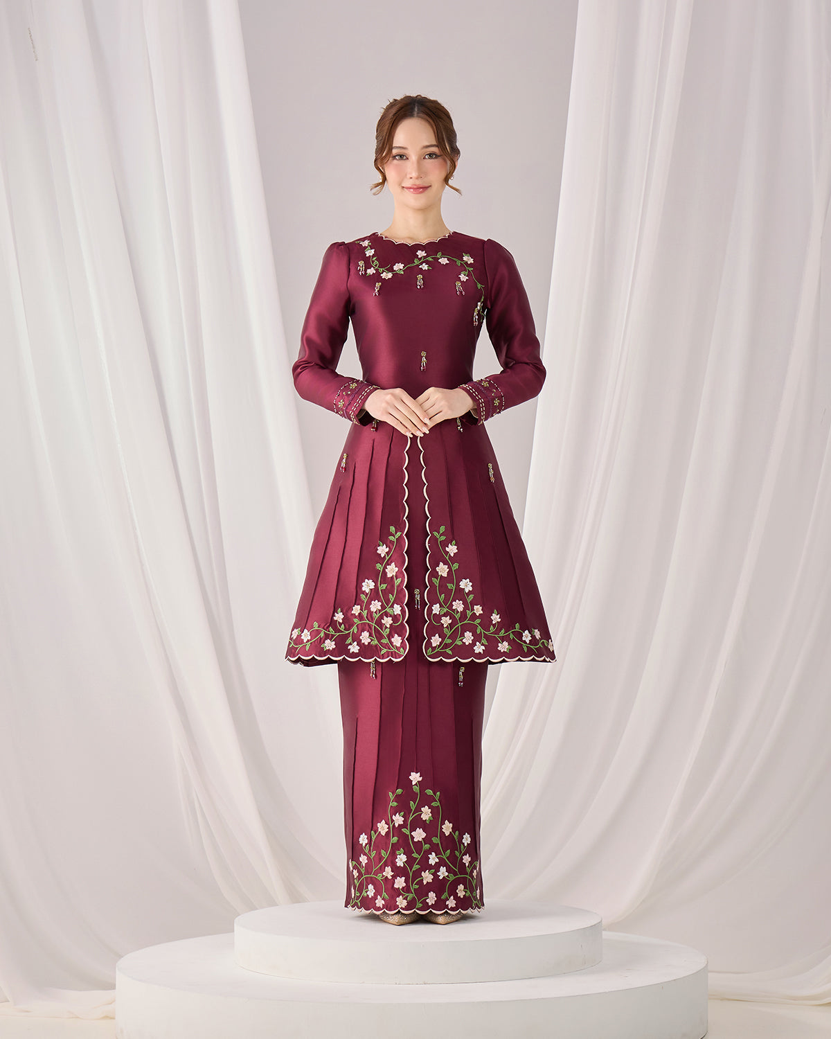 ZAYYA KURUNG (BURGUNDY)