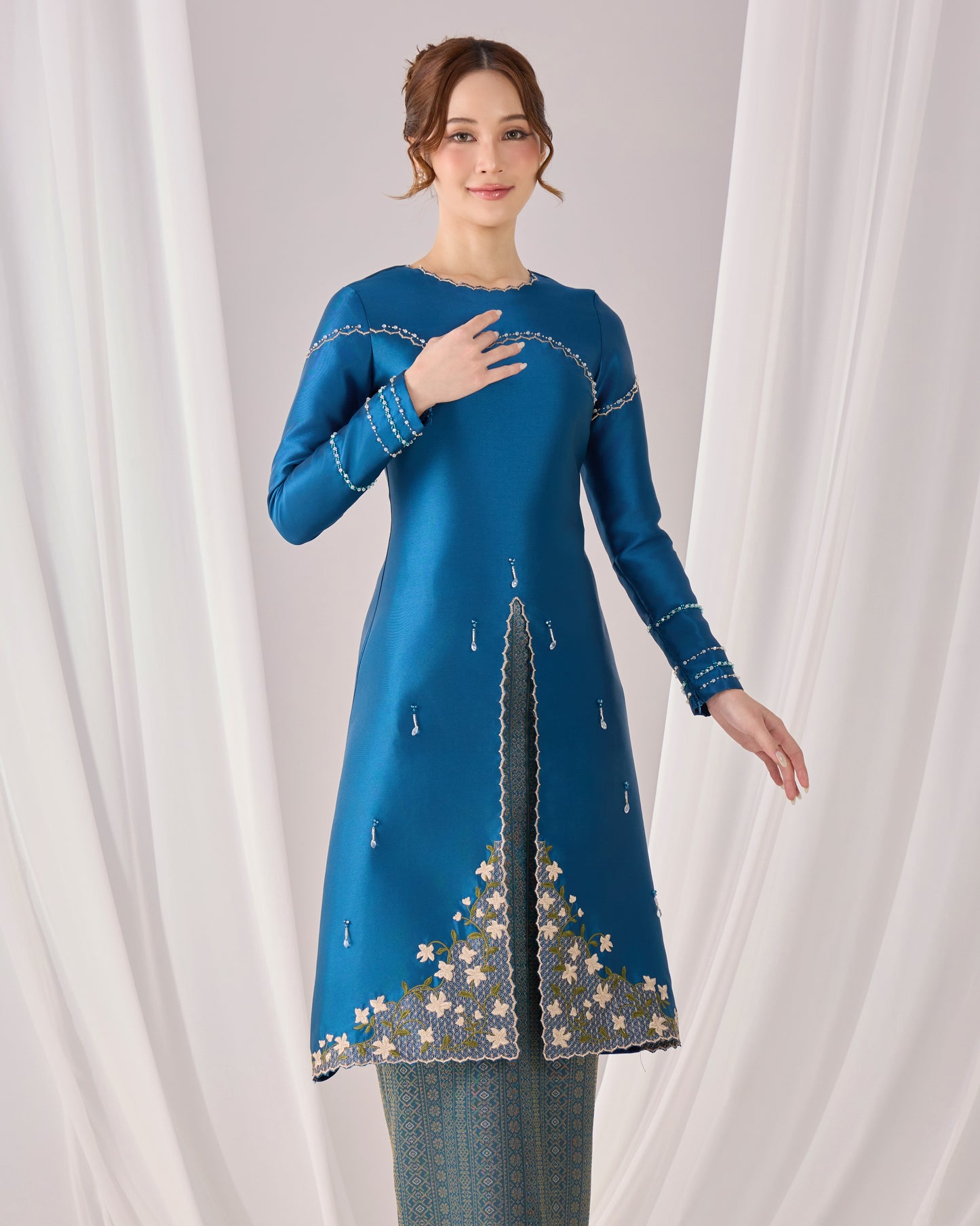 KYANA  KURUNG (TEAL BLUE)