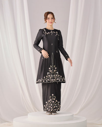ZAYYA KURUNG (BLACK)