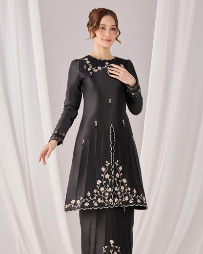 ZAYYA KURUNG (BLACK)