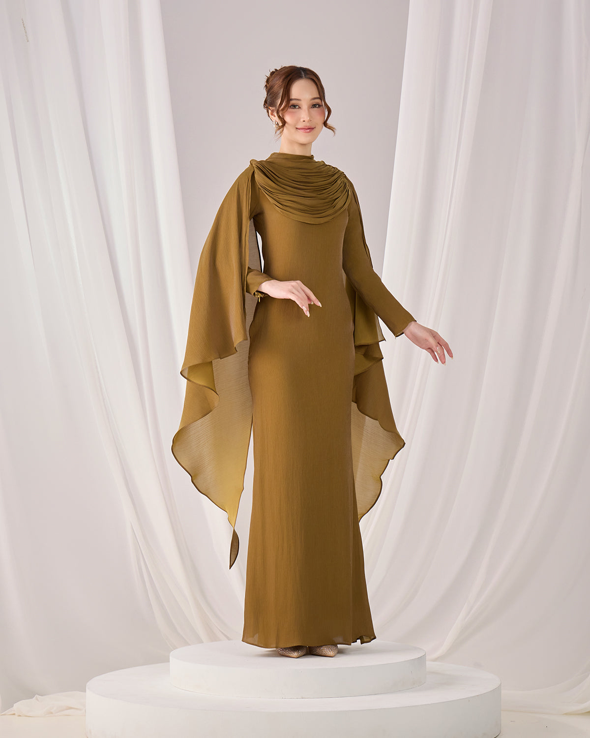 MINOR DEFECT ARLENA DRESS (ARMY GREEN)