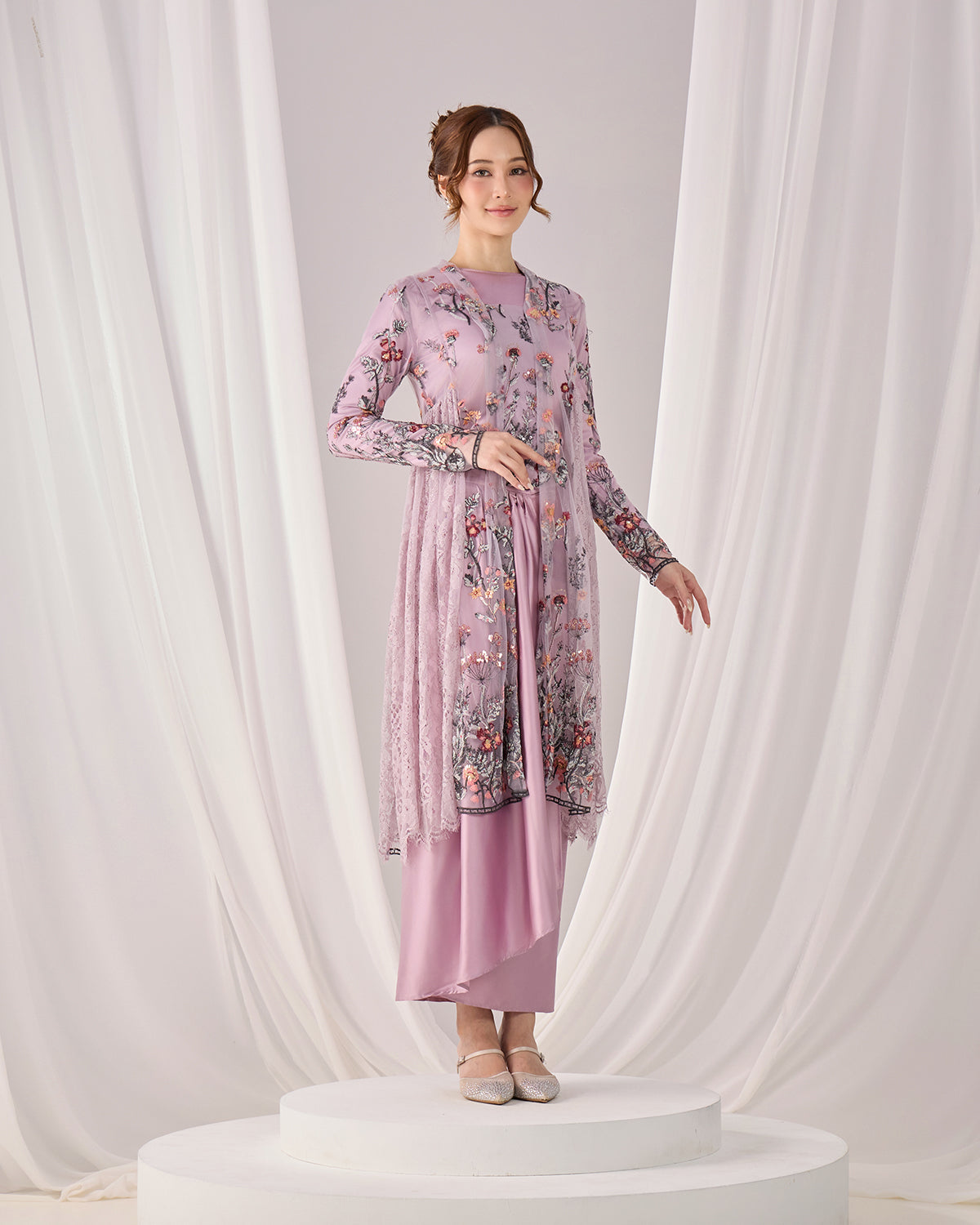 SELINA KEBAYA (LAVENDER)