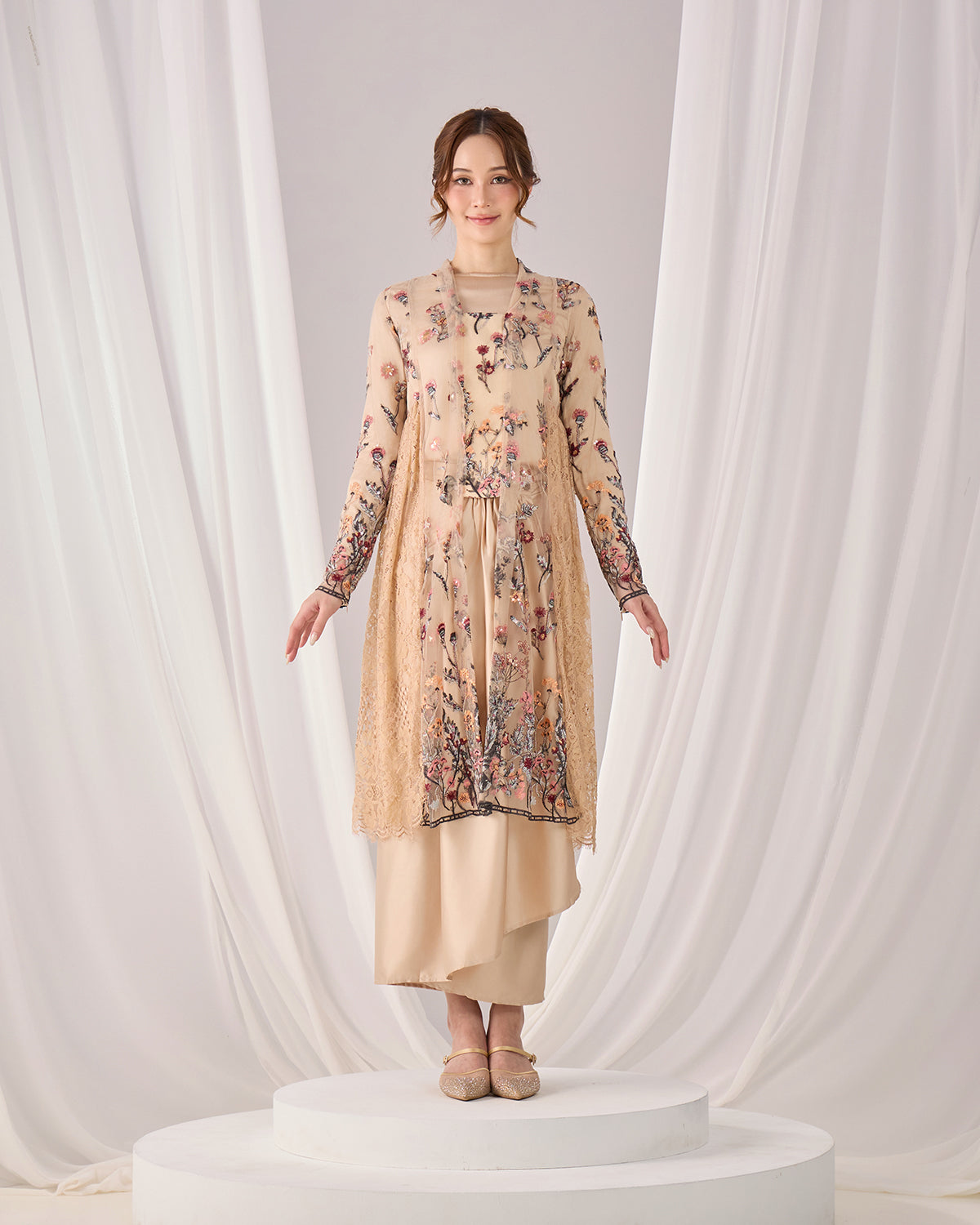 SELINA KEBAYA (CHAMPAGNE)