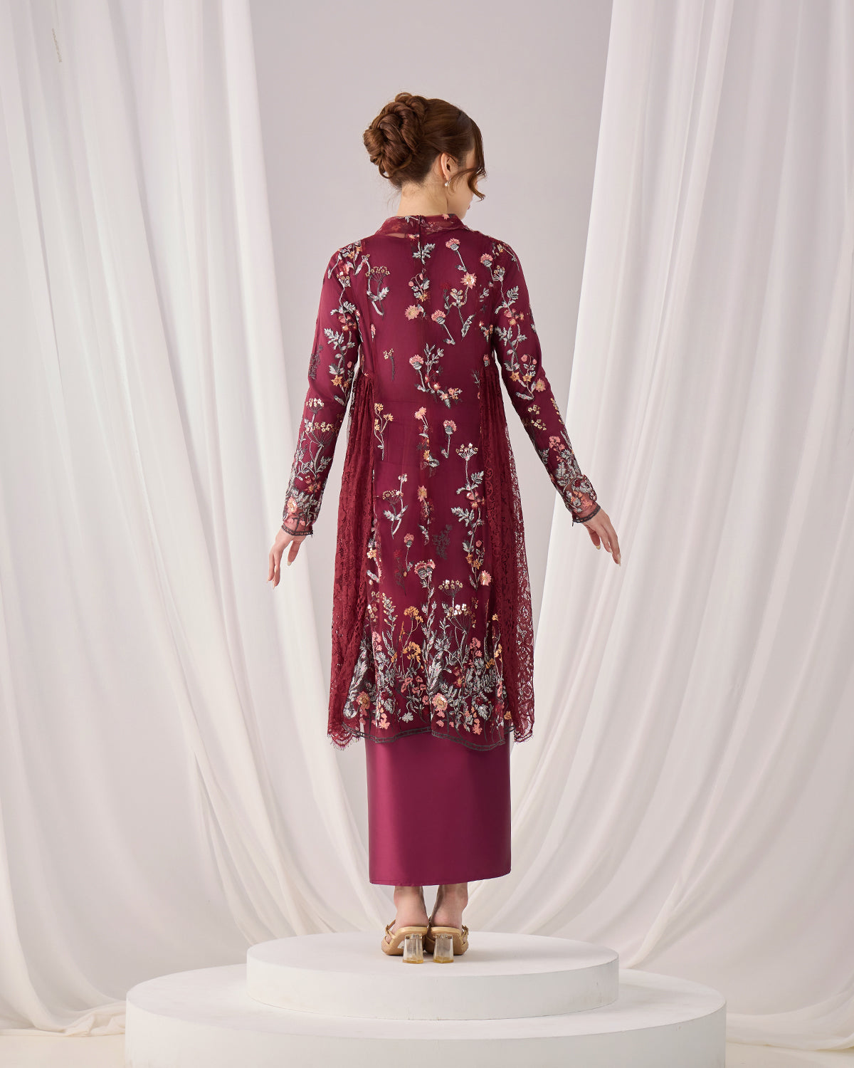 SELINA KEBAYA (BURGUNDY)
