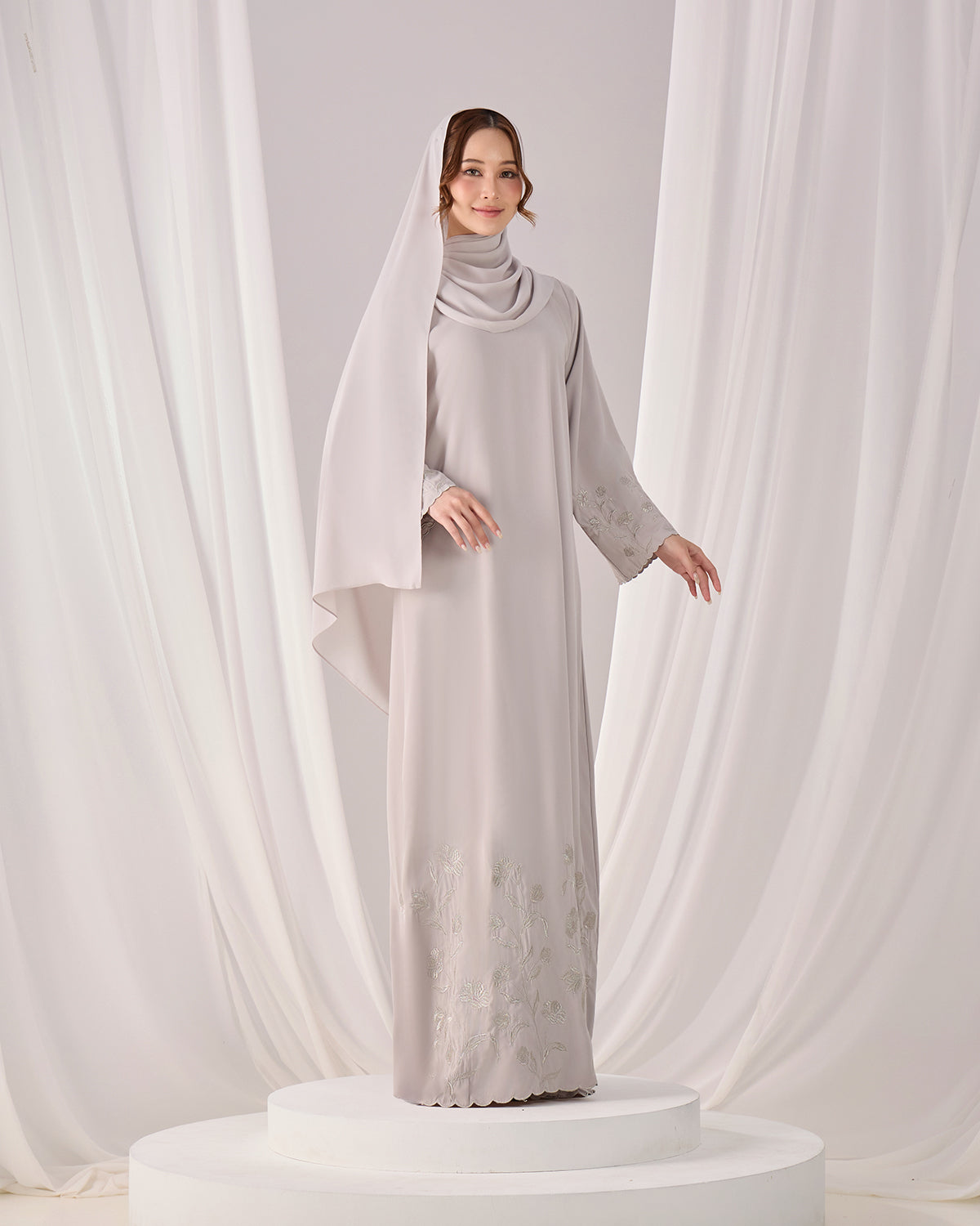 MINOR DEFECT QAFIYA ABAYA (GREY)