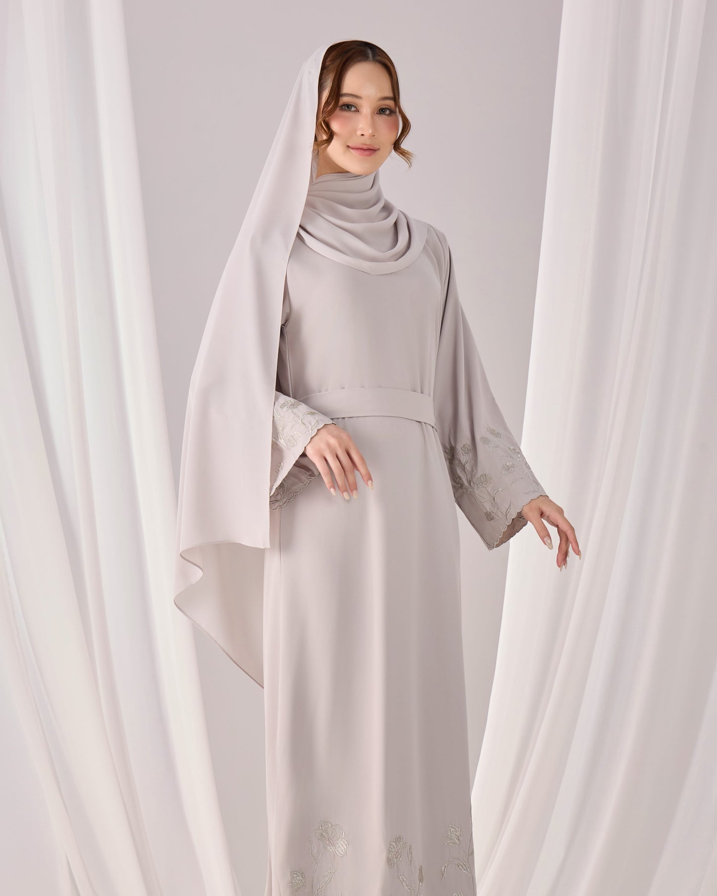 MINOR DEFECT QAFIYA ABAYA (GREY)