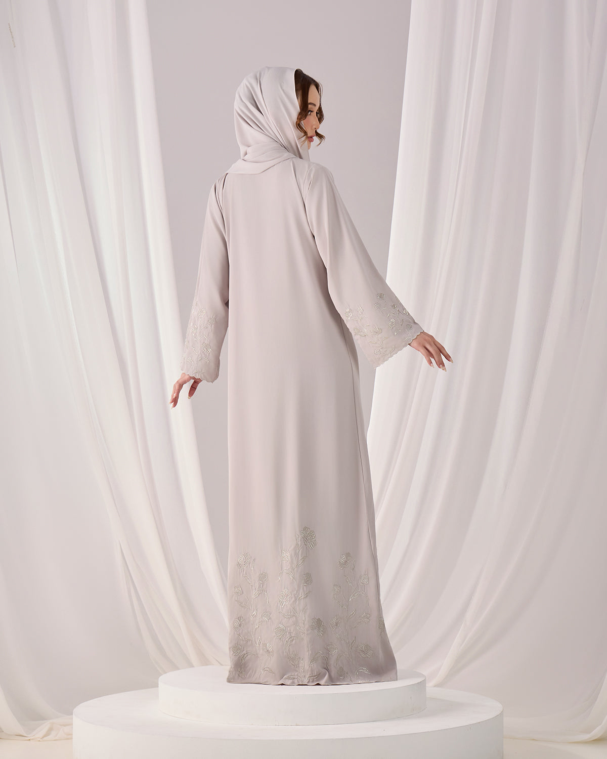 MINOR DEFECT QAFIYA ABAYA (GREY)