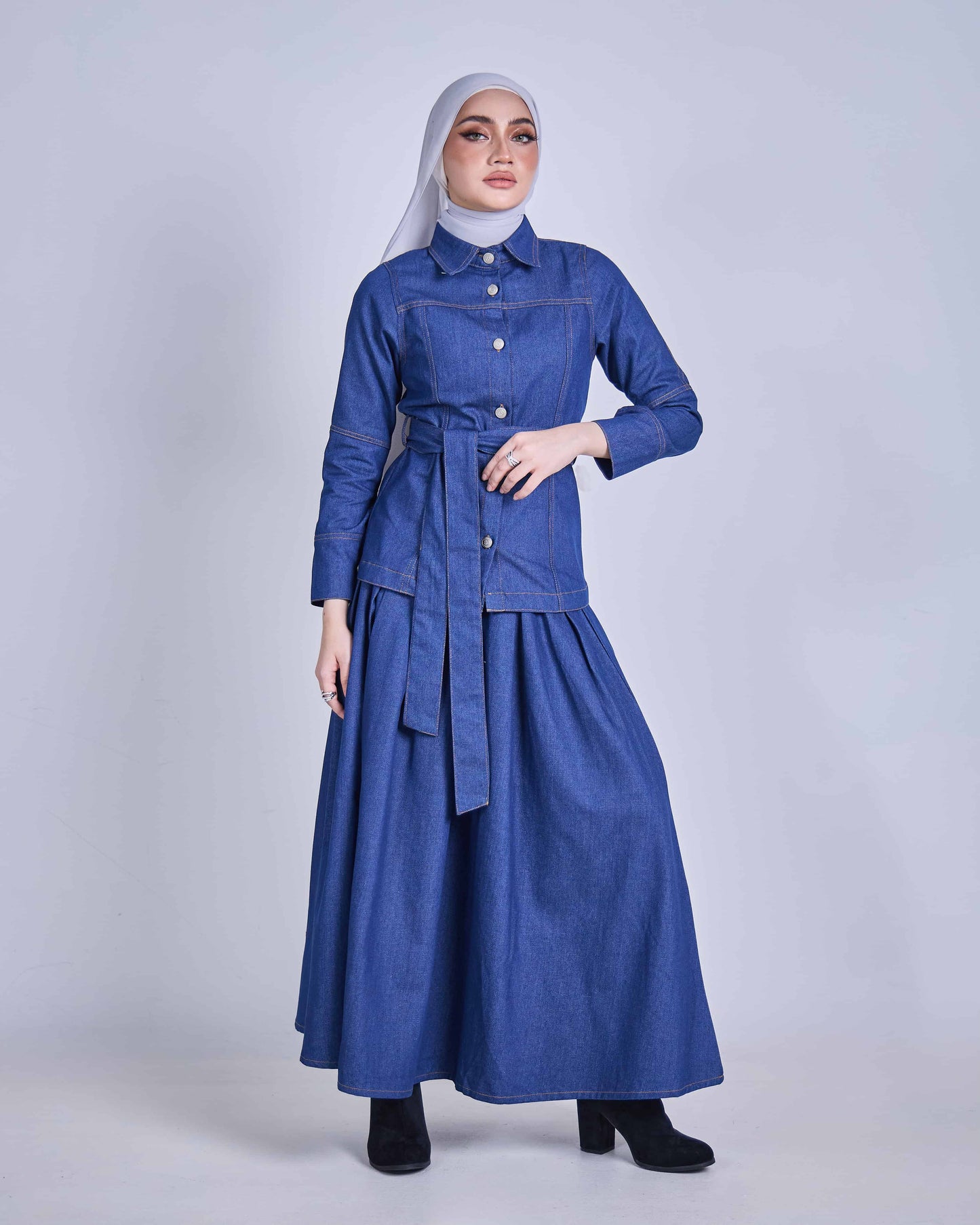 ELRA DENIM PLEATED SKIRT (LIGHT BLUE)
