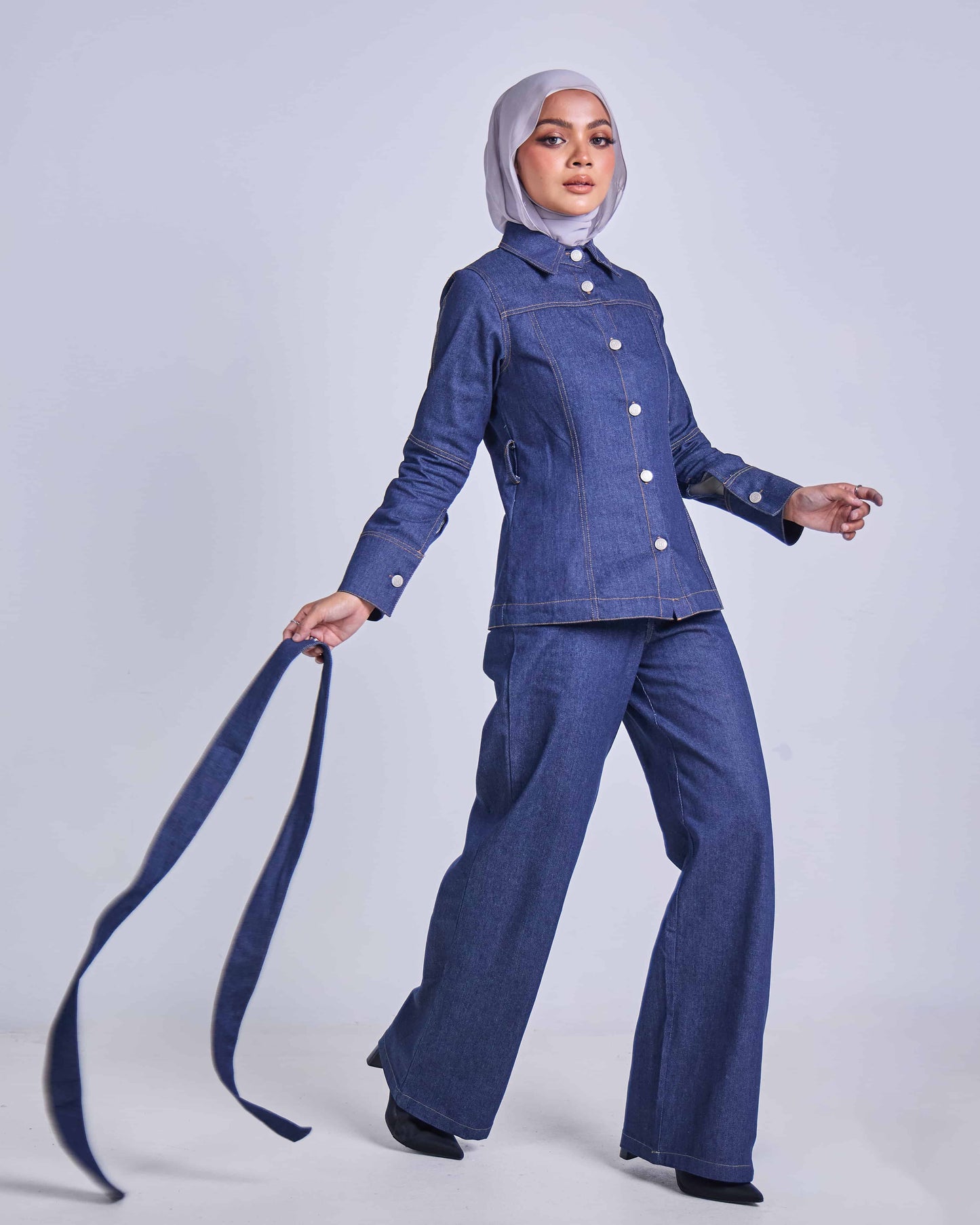 FEYRA DENIM BELTED JACKET (DARK BLUE)
