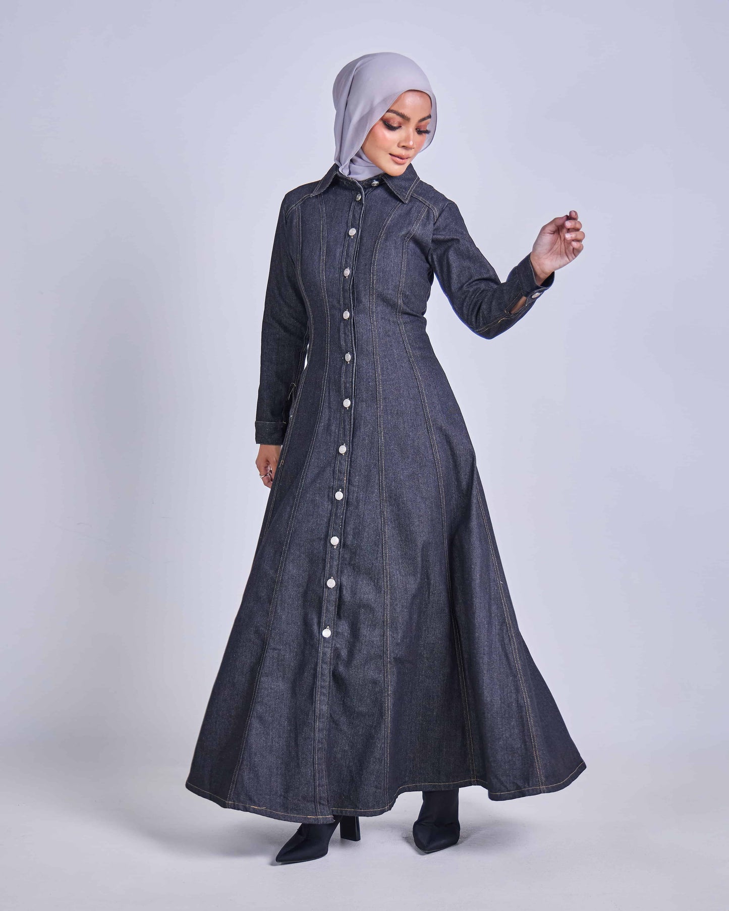 NOVA DENIM BUTTON DRESS (BLACK)