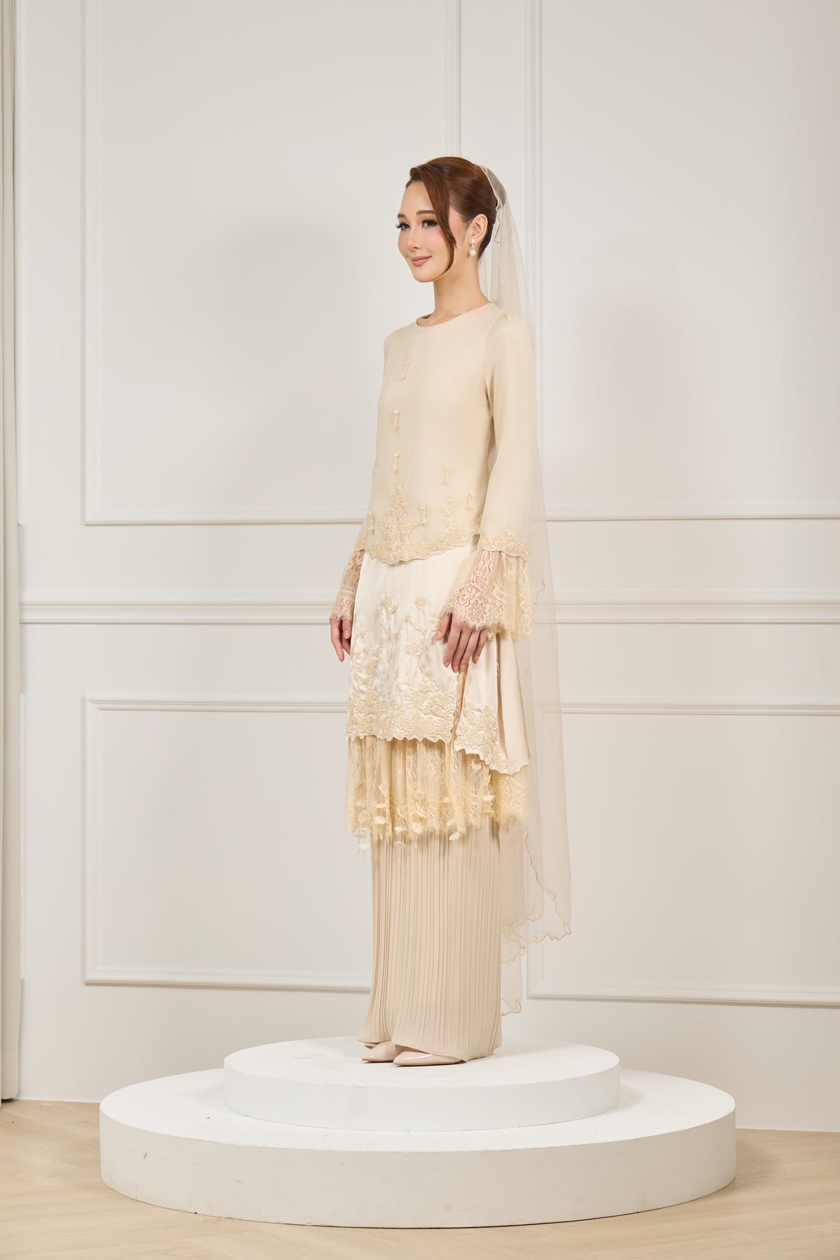 LUCIENE KURUNG (CHAMPAGNE)