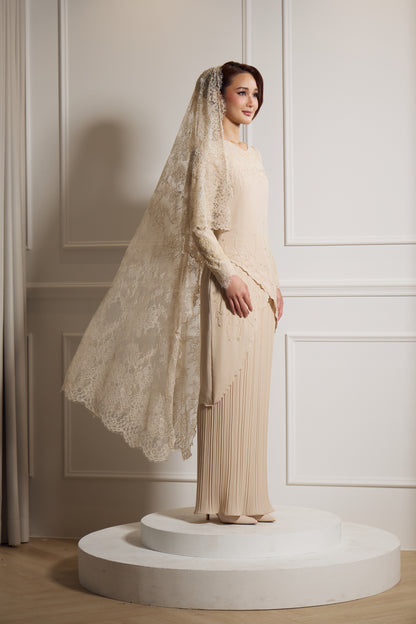 LANA VEIL (CHAMPAGNE)