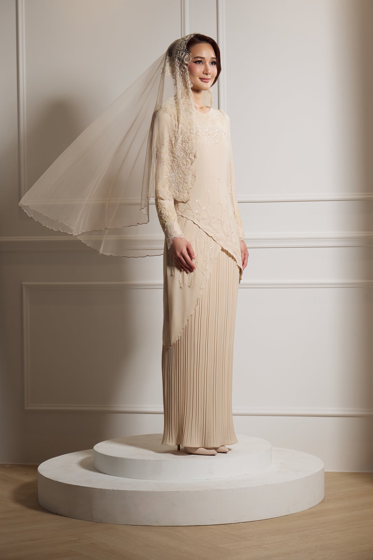 EDORA VEIL (CHAMPAGNE)
