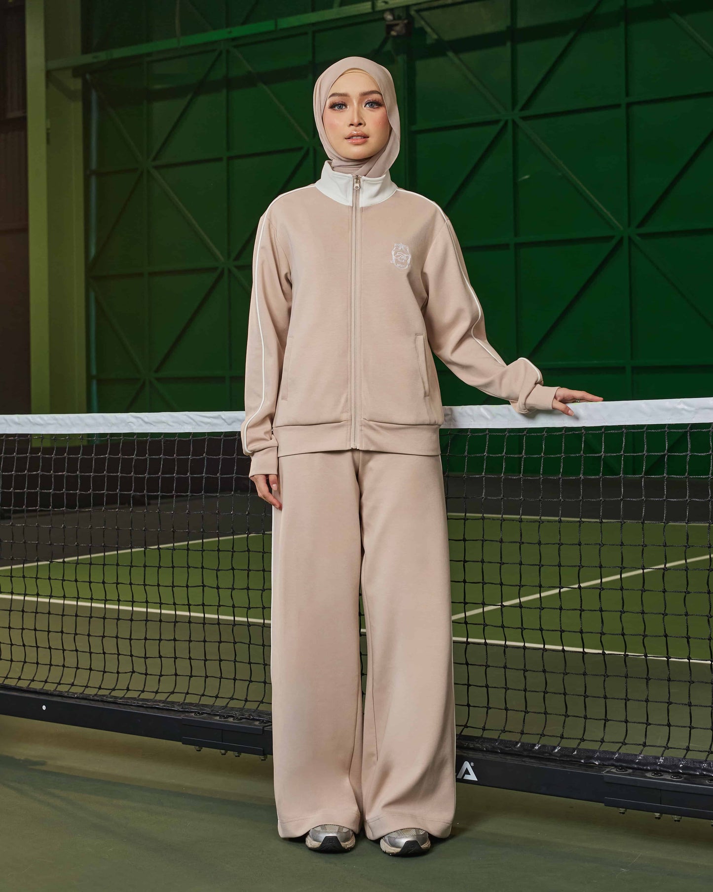 AVERY ZIPPER JUMPER (NUDE)