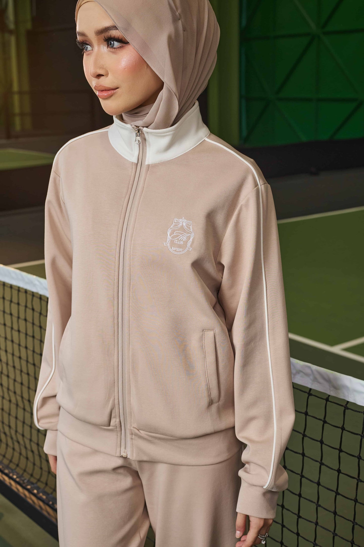 AVERY ZIPPER JUMPER (NUDE)