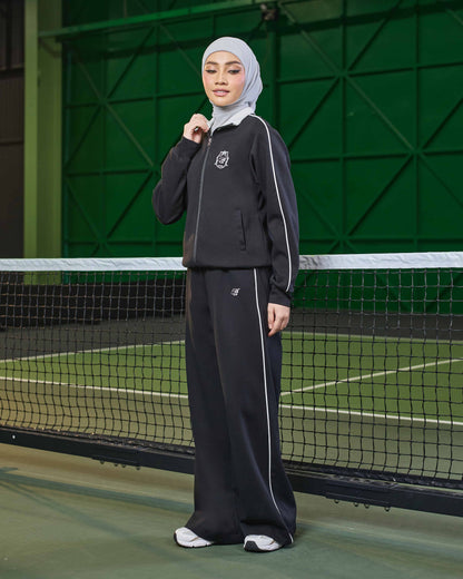 MINOR DEFECT AVERY ZIPPER JUMPER (BLACK)