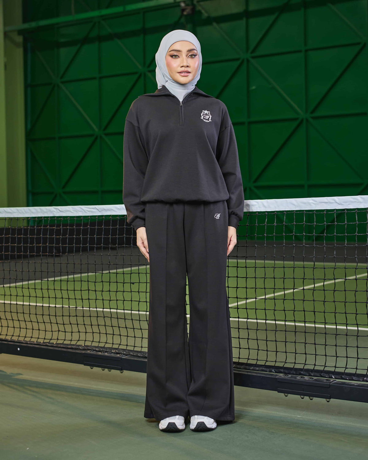 MINOR DEFECT VALERY HALF-ZIP JUMPER (BLACK)