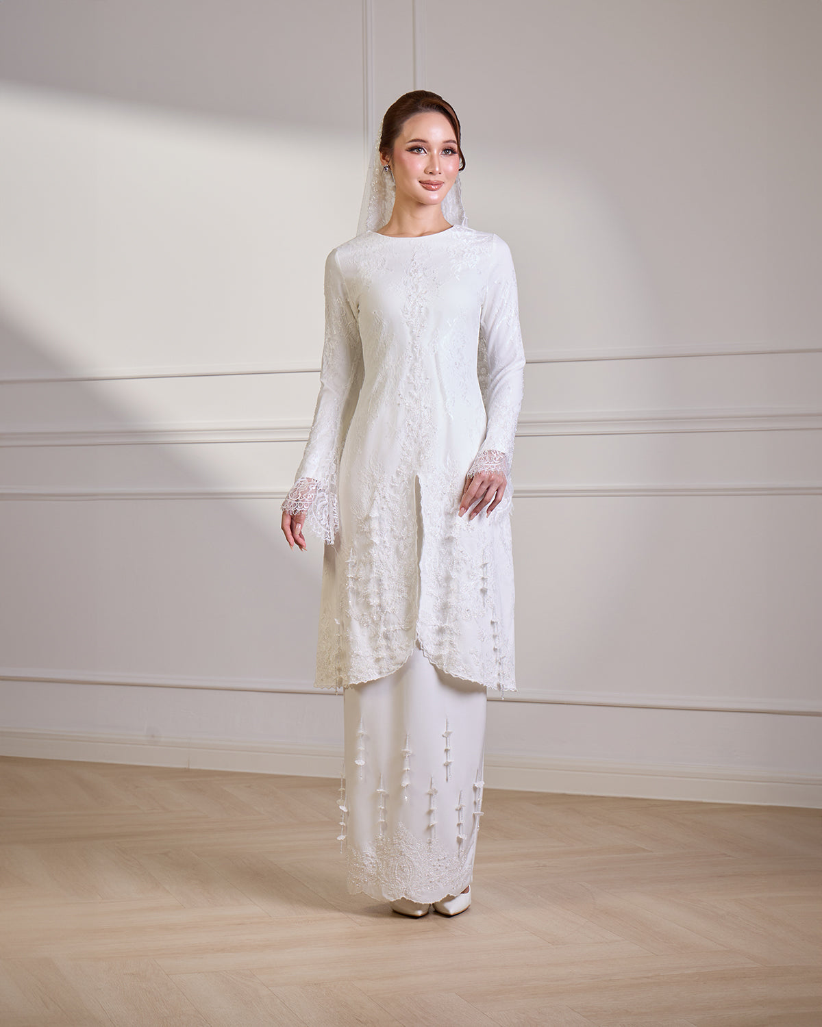 CELINA KURUNG (OFF WHITE)