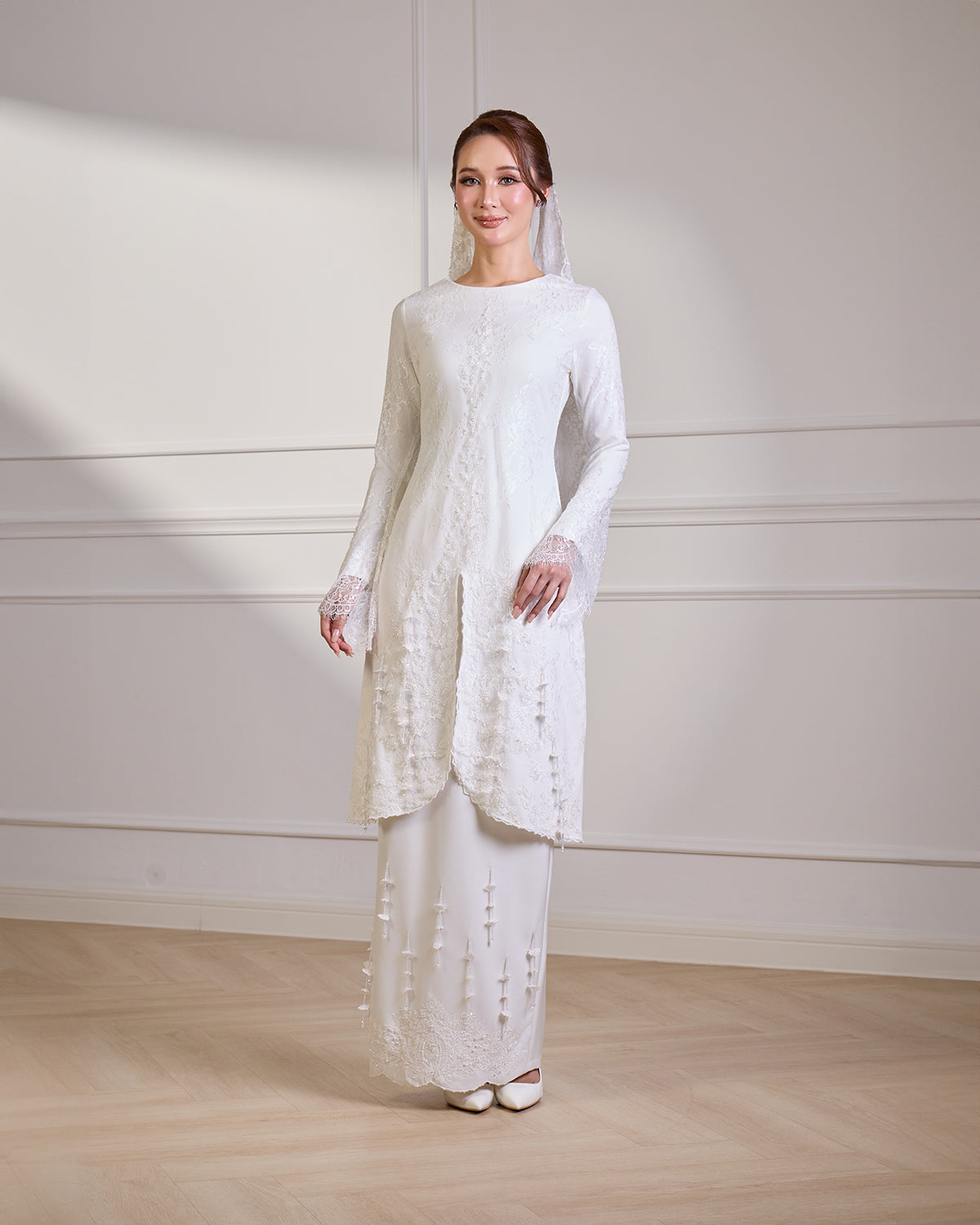 CELINA KURUNG (OFF WHITE)