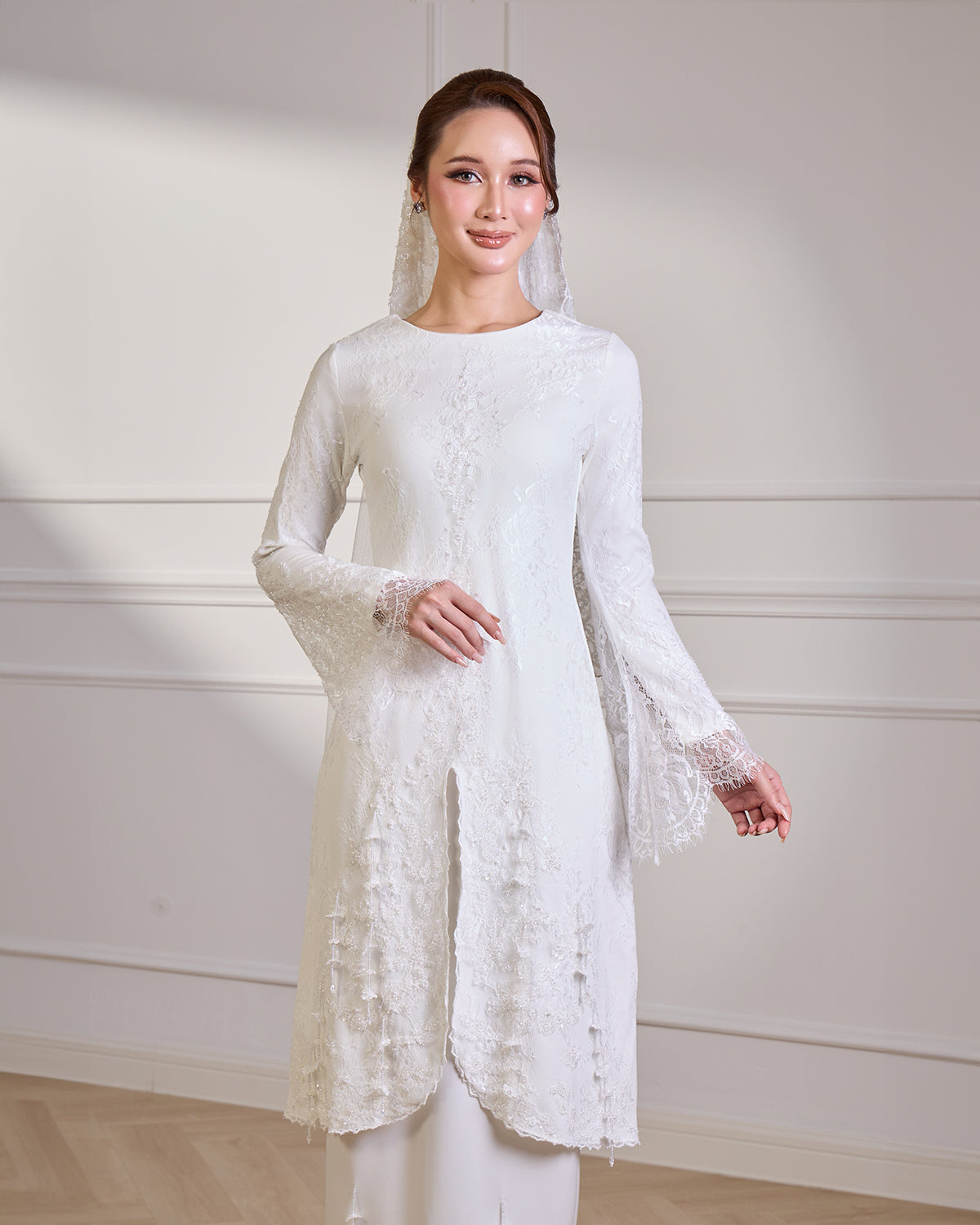 CELINA KURUNG (OFF WHITE)