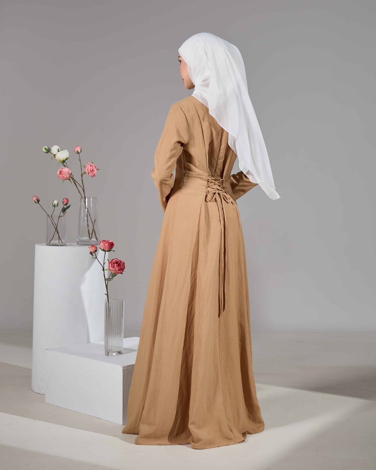 VELORA DRESS (SAND)