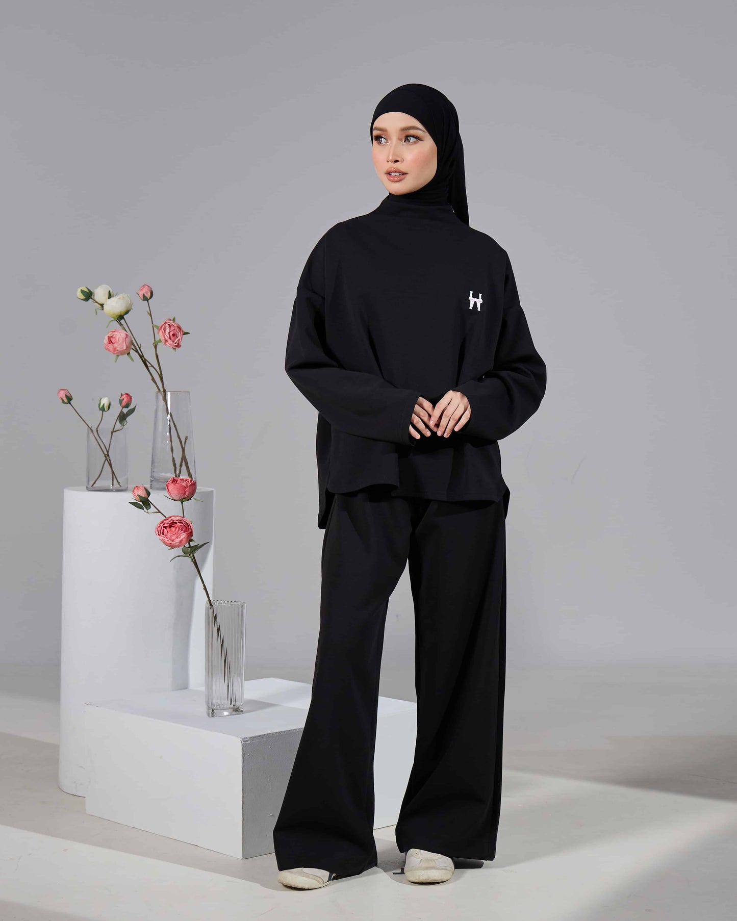 DAZY JUMPER (BLACK)