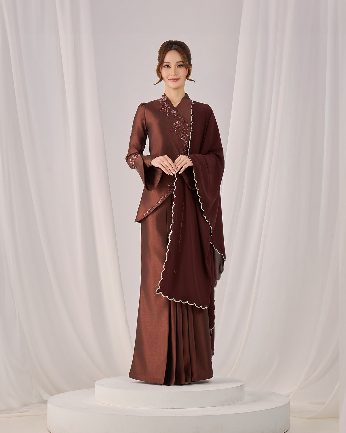 IRINA SELENDANG (RICH BROWN)