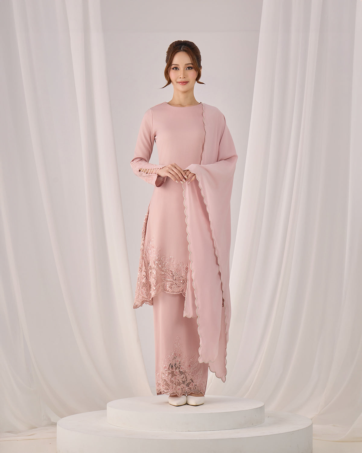IRINA SELENDANG (PINK)