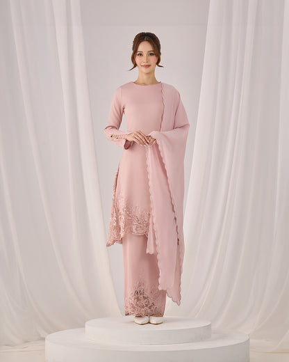 IRINA SELENDANG (PINK)