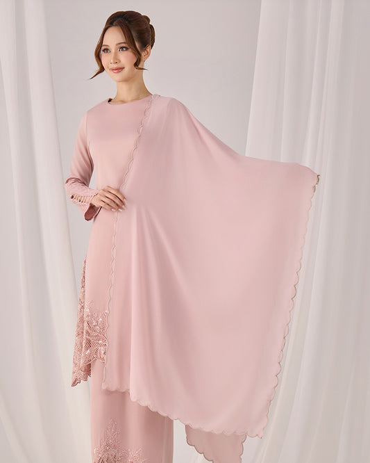 IRINA SELENDANG (PINK)