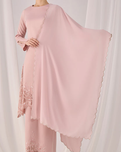 IRINA SELENDANG (PINK)