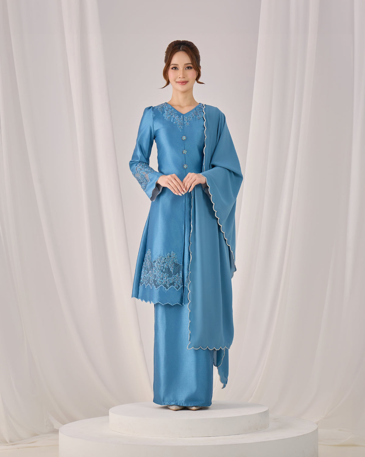 IRINA SELENDANG (DIAMOND TEAL BLUE)