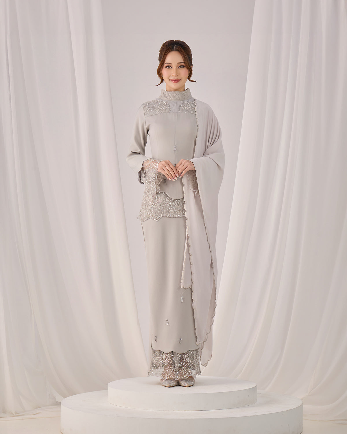 IRINA SELENDANG (GREY)
