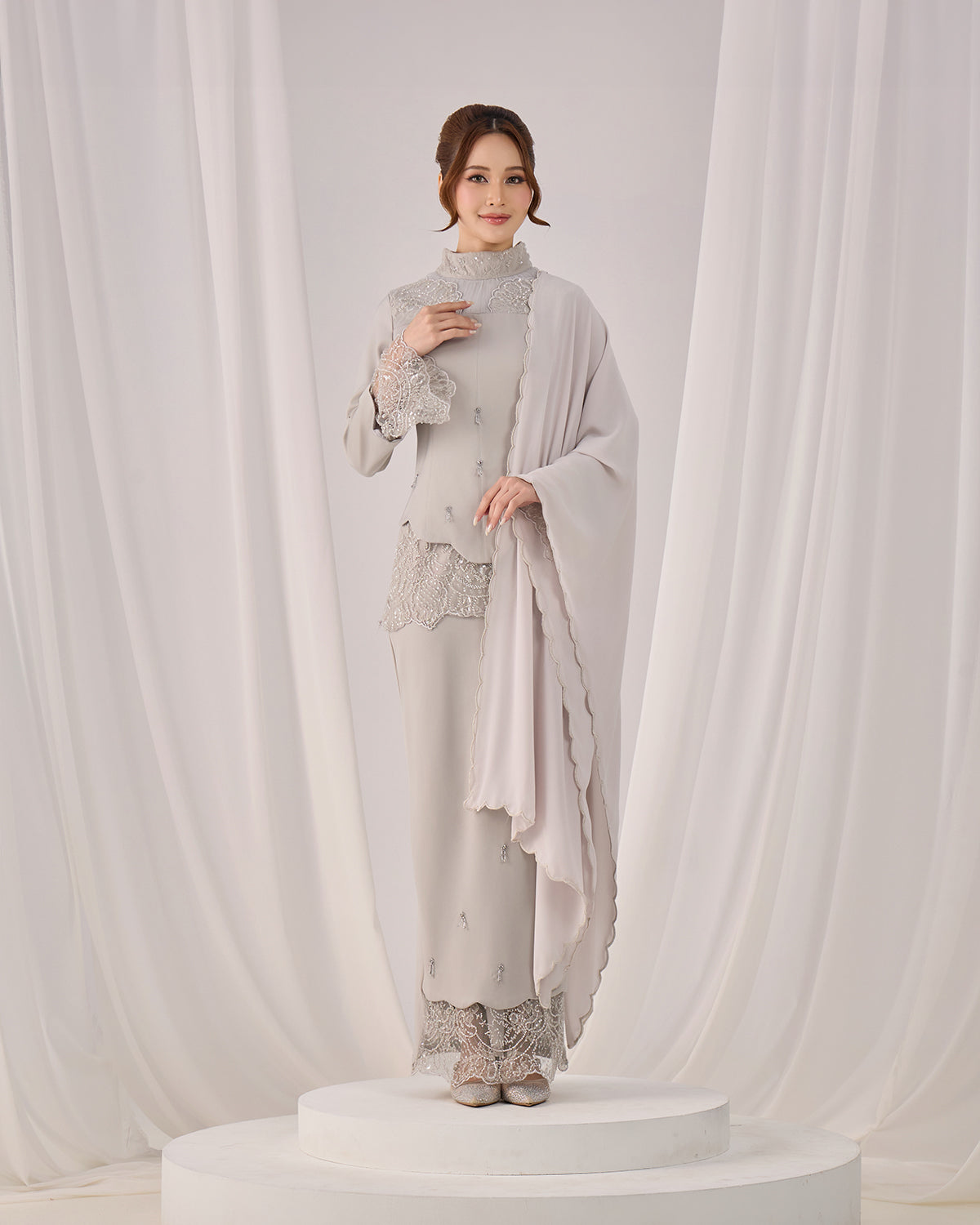 IRINA SELENDANG (GREY)