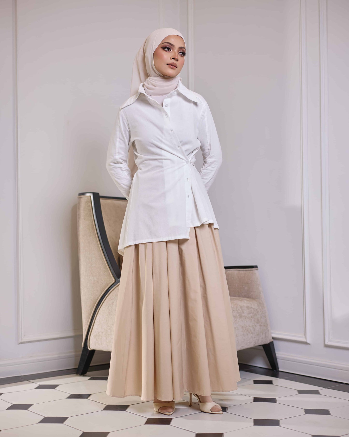 IVY PLAIN CIRCLE SKIRT (CHAMPAGNE)