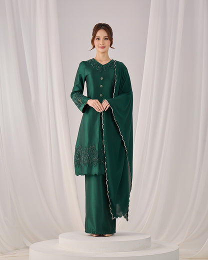 IRINA SELENDANG (EMERALD GREEN)