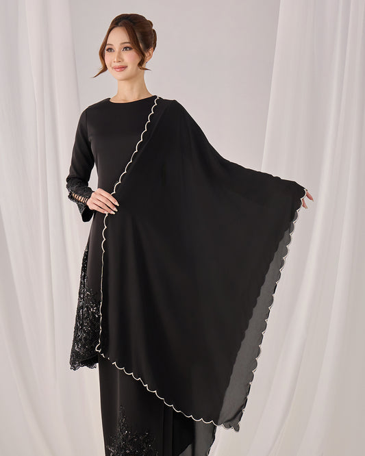 IRINA SELENDANG (BLACK)