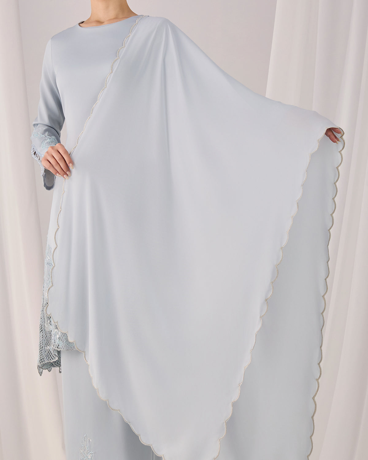IRINA SELENDANG ( POWDER BLUE)