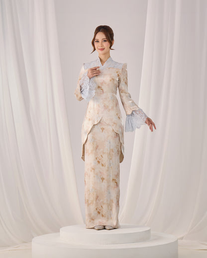 IRIS KURUNG (NUDE)